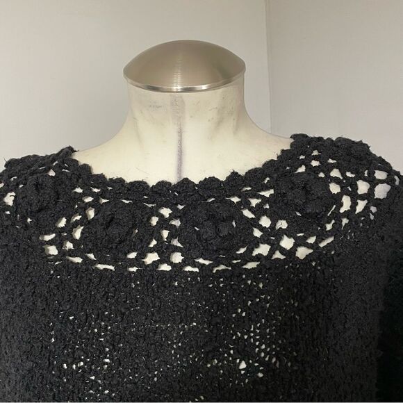 Carraig Donn‎ Black Crochet Flowers 100% Pure Irish Boho Indie Wool Sweater S - Picture 4 of 10